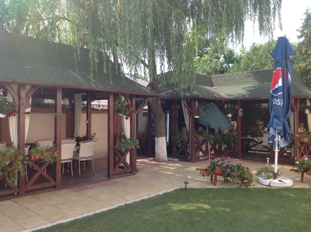 Vila Royal Urziceni 外观 照片